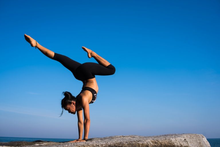 Beneficios físicos y mentales del yoga.